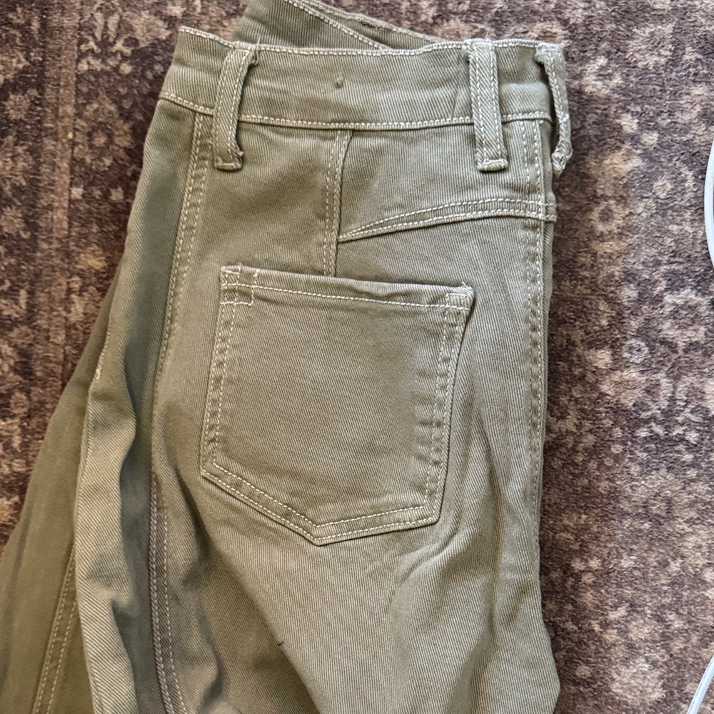 Everyday Chic Olive Green Cargo Pants barrel - Picture 3 of 3